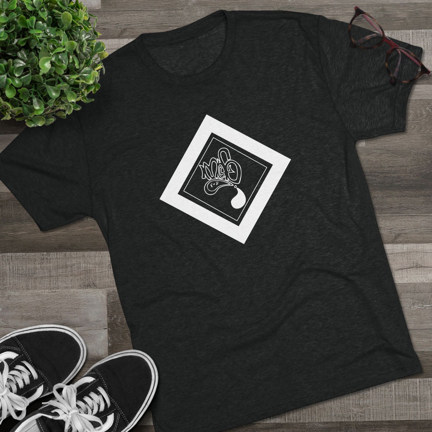 Stylish Unisex Graphic Tee with Unique Design, Casual Wear, Gift Idea for Friends, Birthday Present, Streetwear Staple