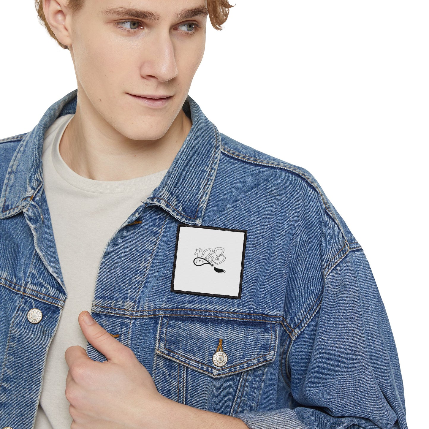 Stylish Iron-On Patches for Customization, Vintage Embroidered Decor for Jackets, Bags, and Clothing, Perfect for DIY Upcycling